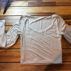 ReoRia Women's Long Sleeve Tee - Cream